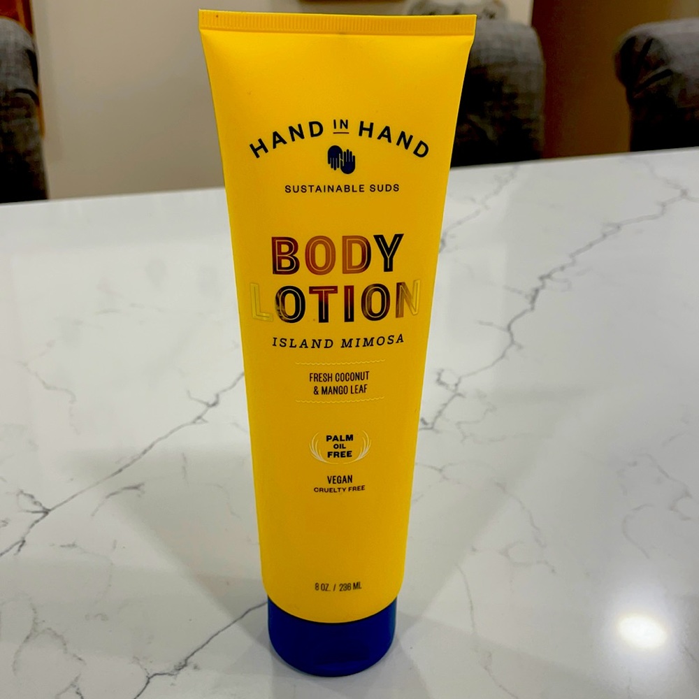 NWT Hand in Hand 🖐 Body Lotion